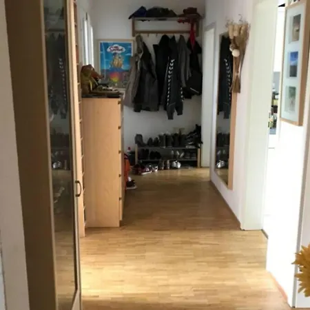 Апартаменты Cozy Flat With At The Water - Gemuetliche Wohnung Direkt Am Wasser Лейпциг